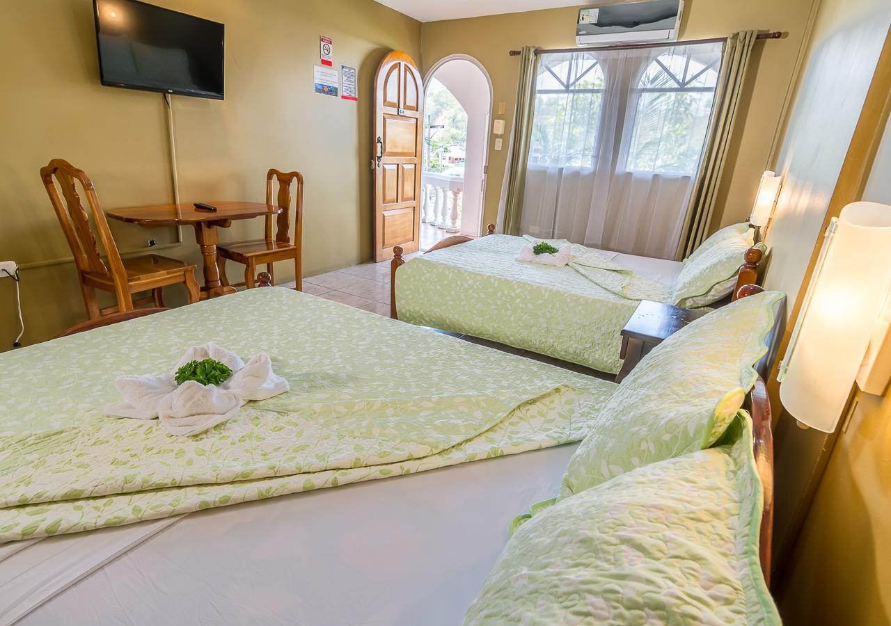 Hotel Le Priss 曼努埃尔安东尼奥 外观 照片