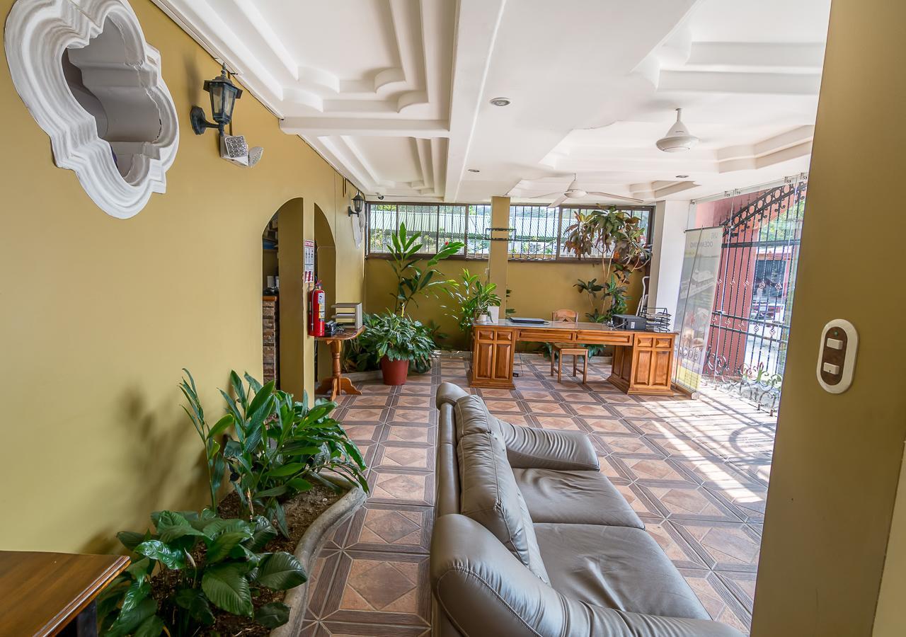 Hotel Le Priss 曼努埃尔安东尼奥 外观 照片